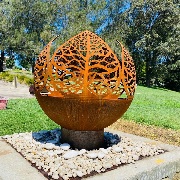 The Leaf Fire Pit - 80cm Diameter x 95cm High