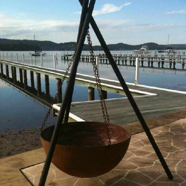 The Tripod Fire Pit - 150cm Diameter x 200cm High